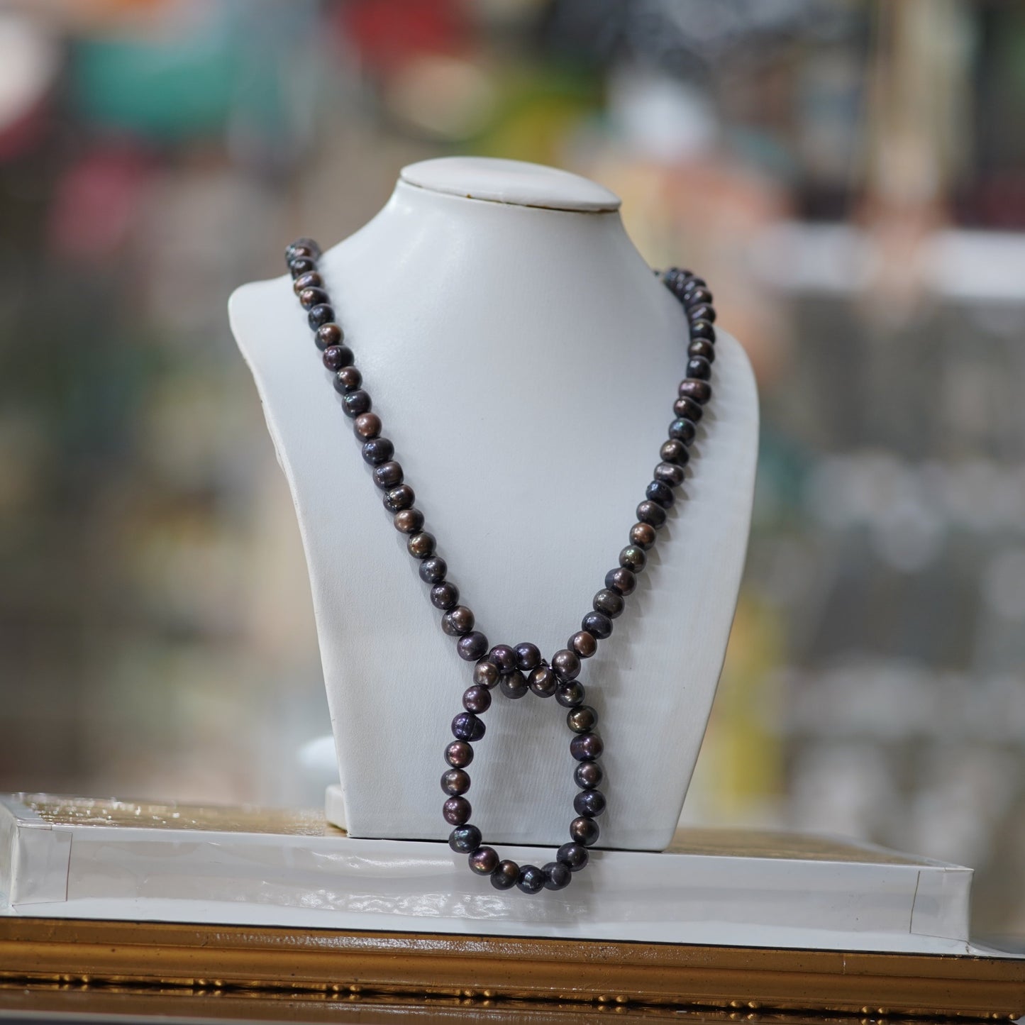 Luxury Pearl Necklace (black)